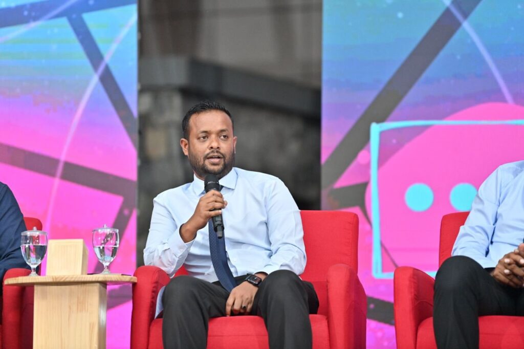 އަންނަ ހަފްތާގެ ތެރޭގައި ފްލެޓްތައް ހަވާލުކުރަން ފެށޭނެ: މިނިސްޓަރު މުއްތަލިބު