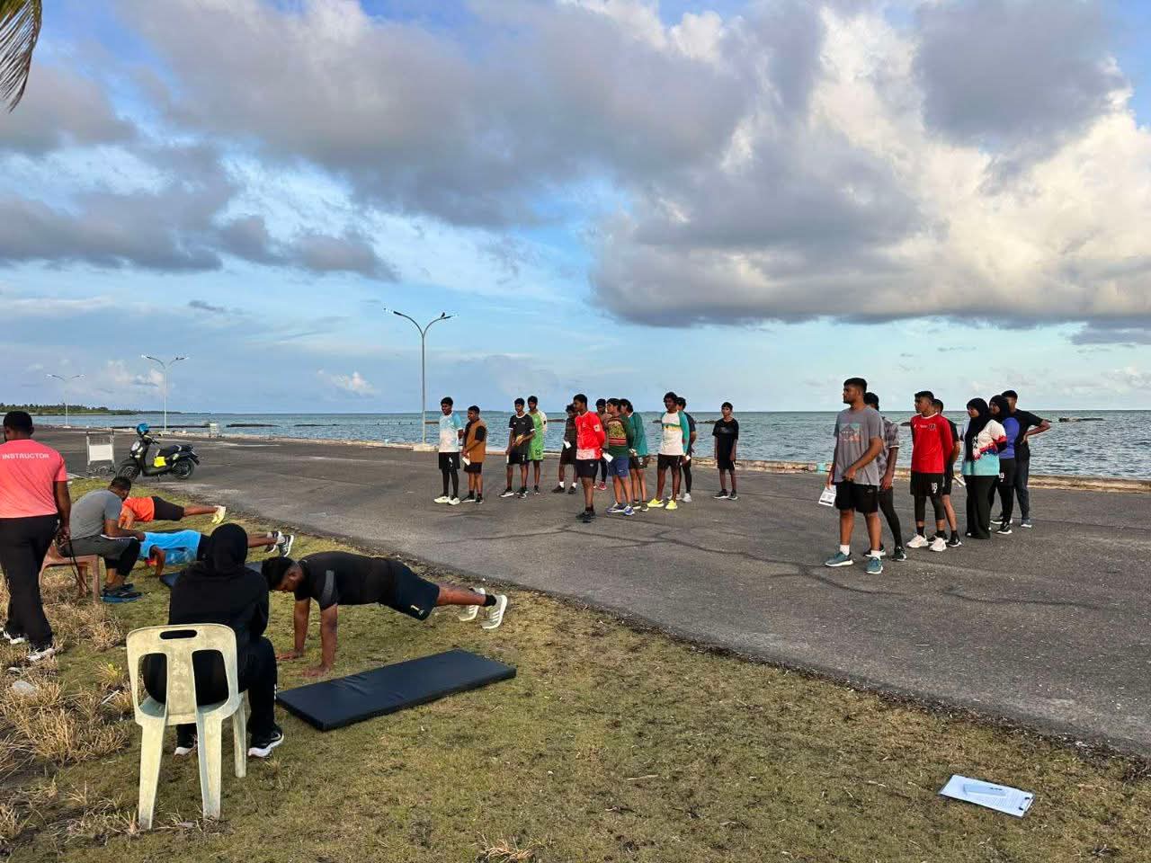 ނޭޝަނަލް ސާވިސްގެ ފުރަތަމަ ބުރުގެ ތަމްރީނުތަކަށް މީހުން ހޮވުމުގެ މަސައްކަތް ފަށައިފި