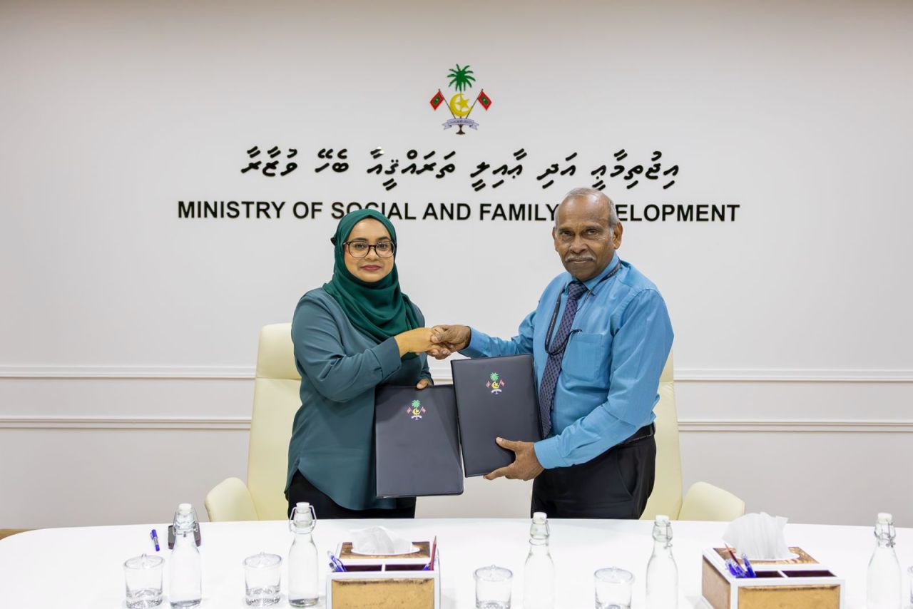 ކުޑަކުދީންނަށް ޖިންސީ ގޯނާކުރާ މީހުންގެ މައުލޫމާތު ޝާއިއުކުރުމަށް ޕީޖީން ފަންނީ އެހީތެރިކަން ދެނީ