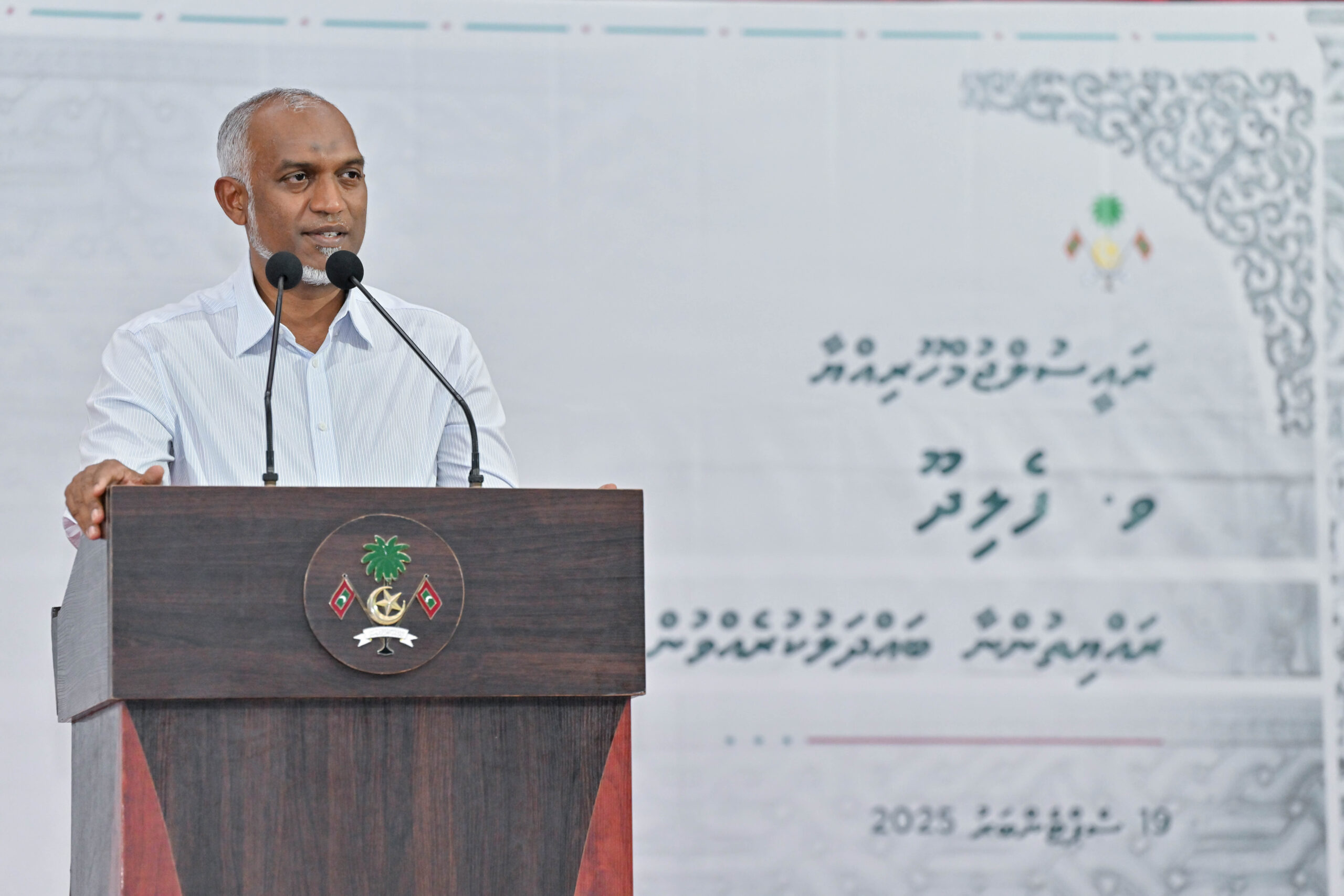 ބައެއް ވިޔަފާރިވެރިން ގަސްދުގައި ތަކެތީގެ އަގު ބޮޑުކުރީ ސިޔާސީ ބޭނުމަކަށްކަމުގައި ރައީސް ވިދާޅުވެއްޖެ