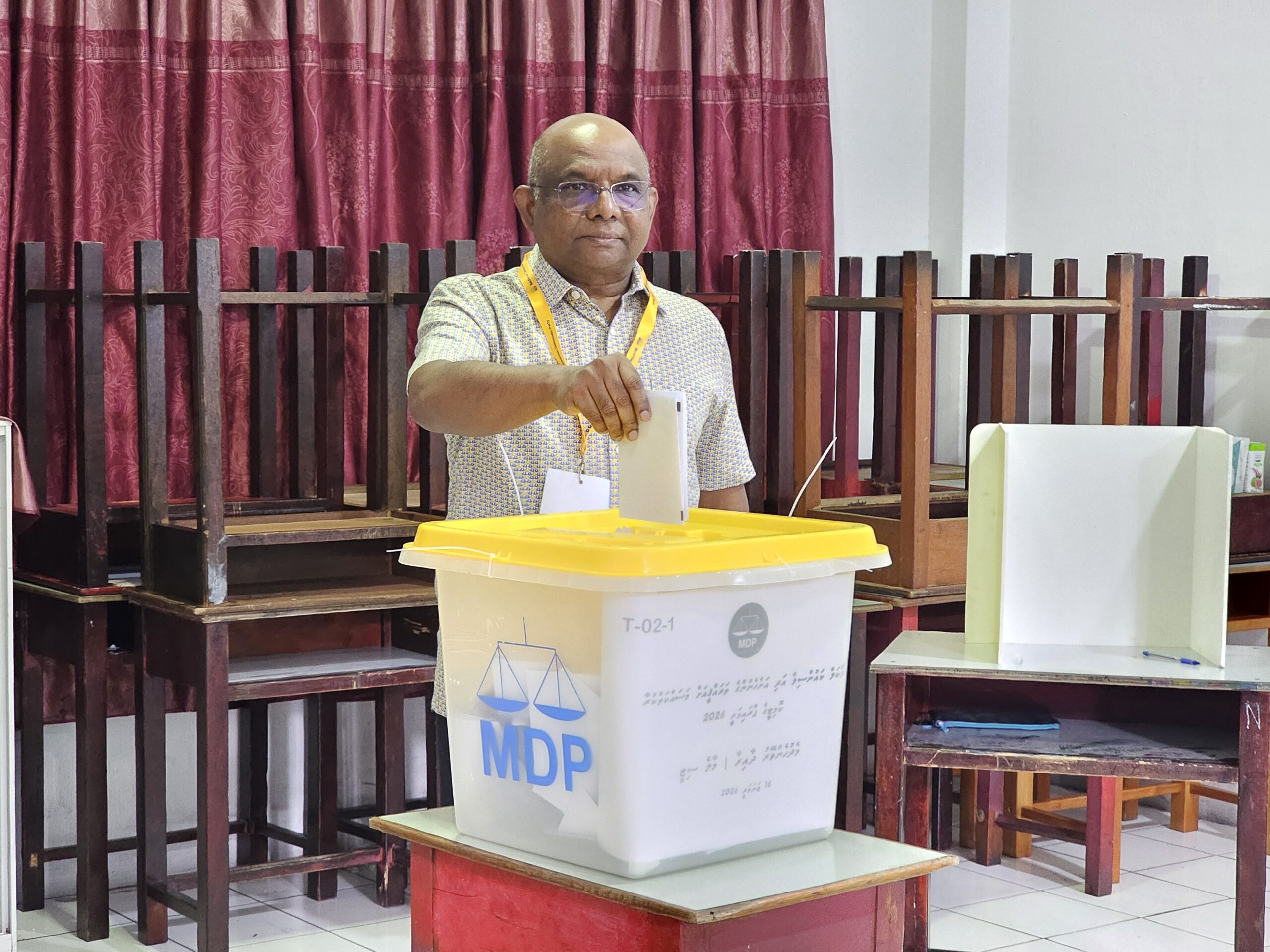 އެމްޑީޕީގެ ޕްރައިމެރީގައި ޕާޓީގެ ރައީސް އަބްދުﷲ ޝާހިދު ވޯޓުލައްވައިފި