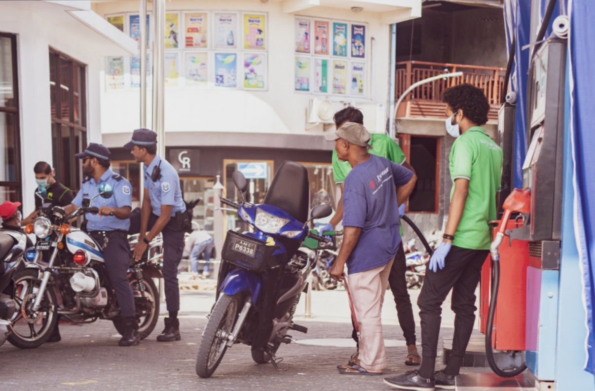 ރާއްޖޭގައި ޕެޓްރޯލާއި ޑީސަލް އަގު ބޮޑުކޮށްފި