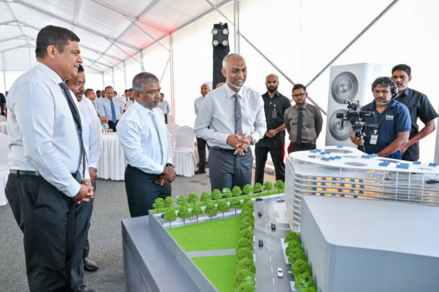 ހުޅުމާލޭގައި، 13 ބުރީގެ ޕާކިން ބިލްޑިންއެއްގެ ބިންގާއަޅައިފި
