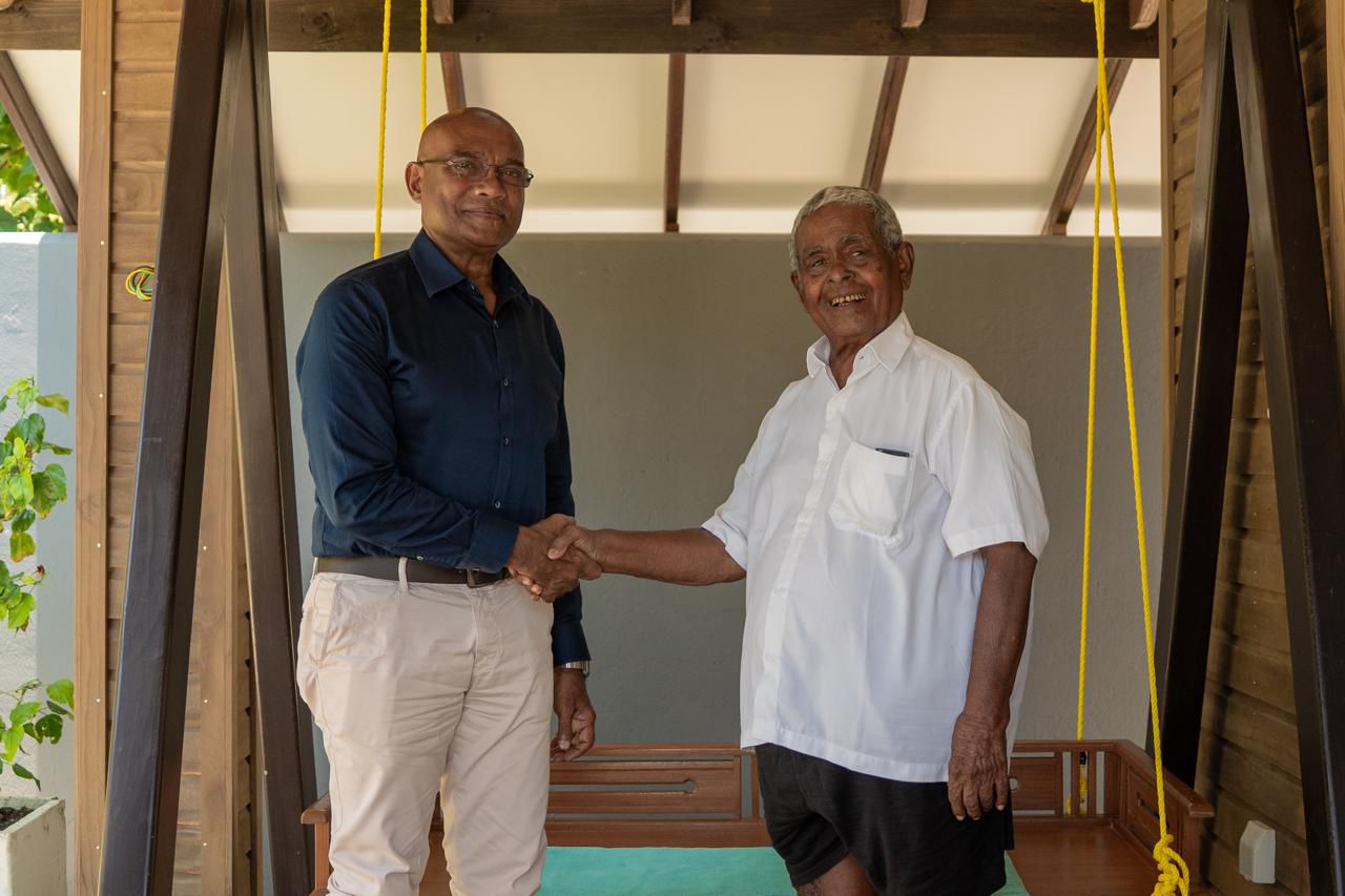 މާލެ ސިޓީގެ މޭޔަރުކަމަށް މޫސާ ޢަލީ ޖަލީލް ހޮވުމަށް އުއްޗު ތާއީދުކުރައްވައި އެންޑޯޒްކުރައްވައިފި