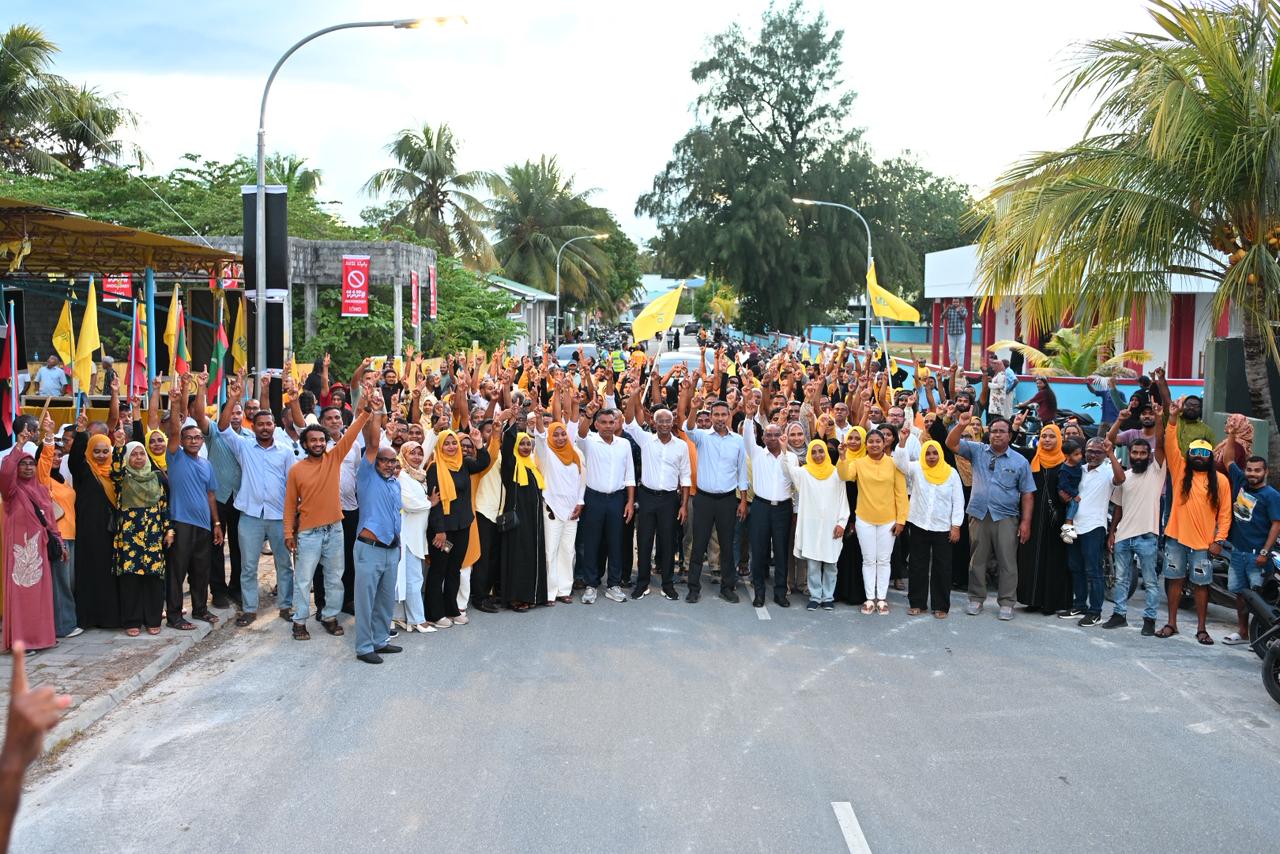 ފުވައްމުލަކު ސިޓީ އިން އެމްޑީޕީގެ ލީޑާޝިޕް ޓީމަށް ހޫނު މަރުހަބާ އެއް