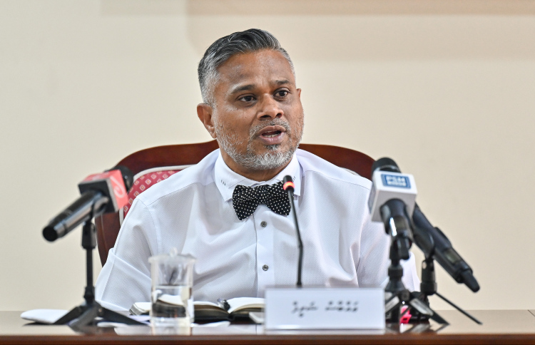 ޕީޖީގެ މުވައްޒަފުން ކޮންމެ އަންގާރަ ދުވަހެއްގައި މަސައްކަތްކުރާނީ ގޭގައި