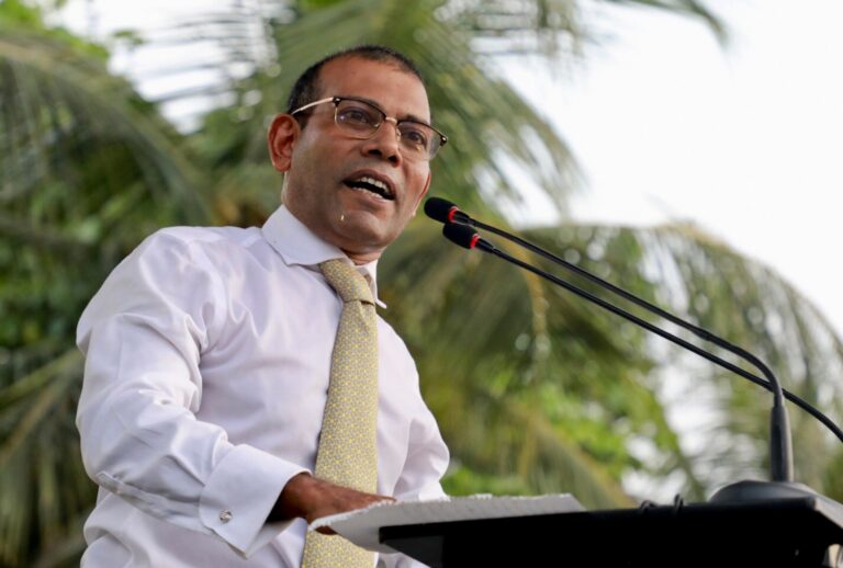 އެމްޑީޕީއާ ވަކިވުމަކީ ކުރެވުނު ކުށެއް، މައާފަށް އެދެން – ރައީސް ނަޝީދު