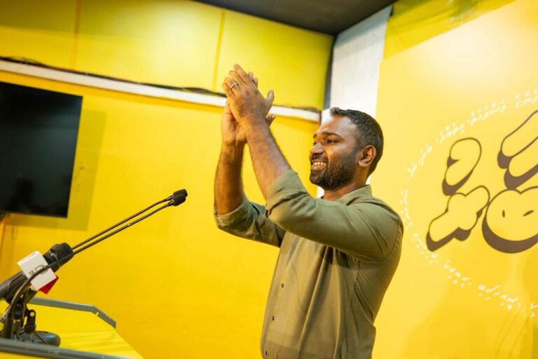 މީކާއީލް، އެމްޑީޕީގެ ޗެއާޕާސަންކަމަށް ކުރިމަތިލުމަށް ފޯމު ހުށަހަޅައިފި