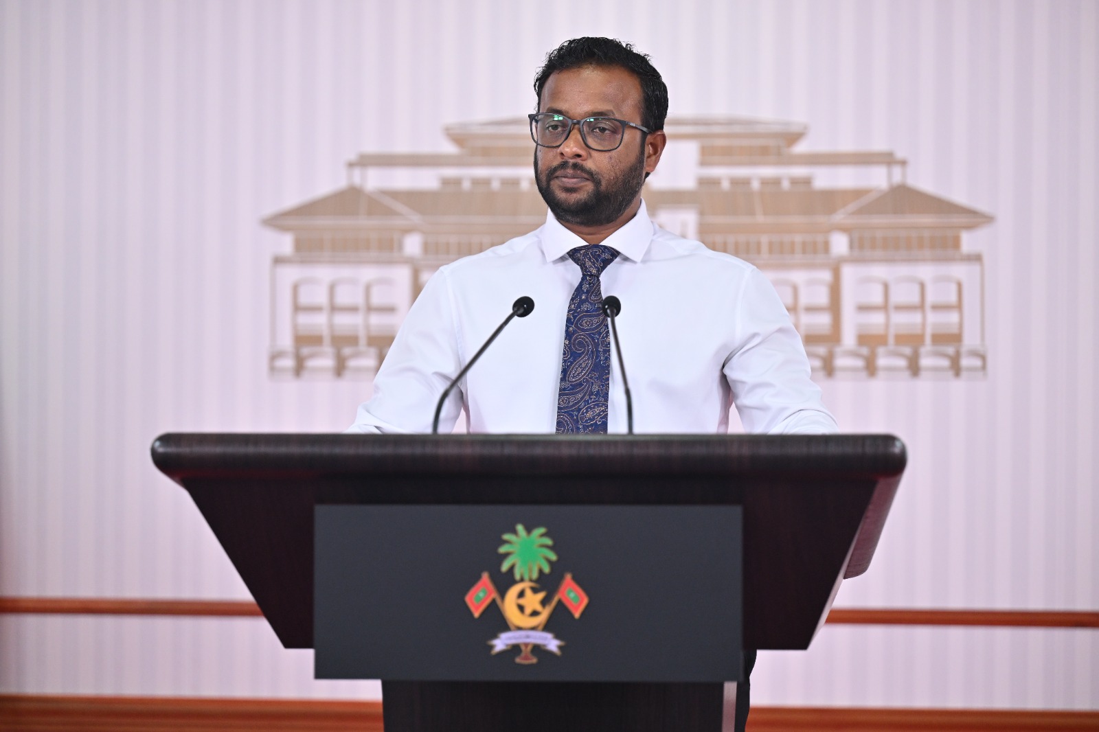 ބިމާއި ފްލެޓަށް އެދި ވިހި ހާހަށްވުރެ ގިނަ ފޯމް ހުށަހަޅައިފި:މިނިސްޓަރ މުއްތަލިބް