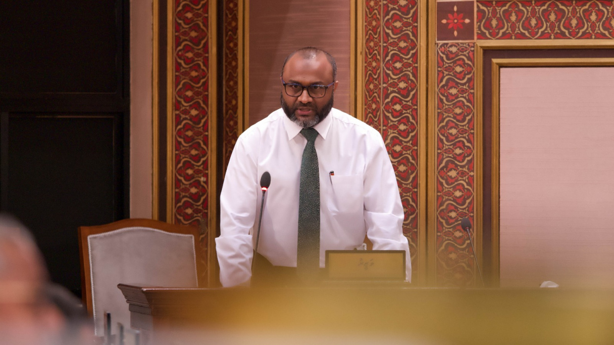 ހައްޖާއި އުމްރާގެ ކަންތައްތަކާ ގުޅޭގޮތުން ގާނޫނު އެކުލަވާލަނީ