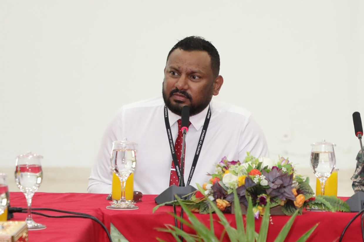 ޕީއެންސީގެ އެސްޖީކަމުން މުޢާޒު އިސްތިއުފާދެއްވައިފި