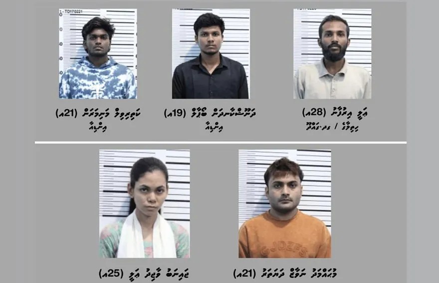 ޑްރަގް ގެނައި މީހުން ބުނަނީ ރާއްޖެ އައީ ގުރުއަތުން ލިބުނު އިނާމެއްގެ ގޮތުގައި ކަމަށް!